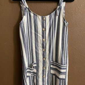 Brand new never worn sleeveless dress